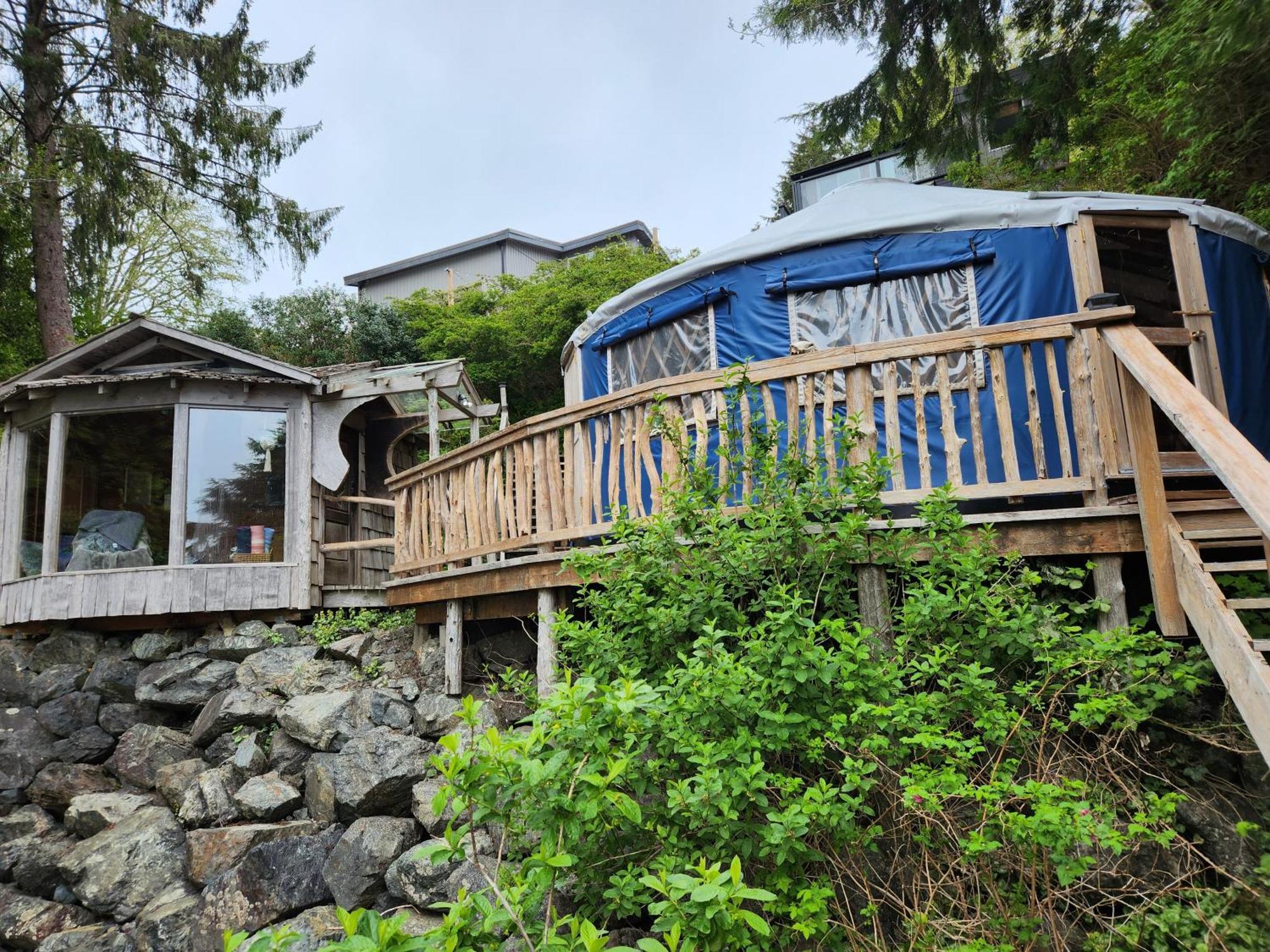 Lunar Cove Inn Charters And Tours 托菲诺 外观 照片