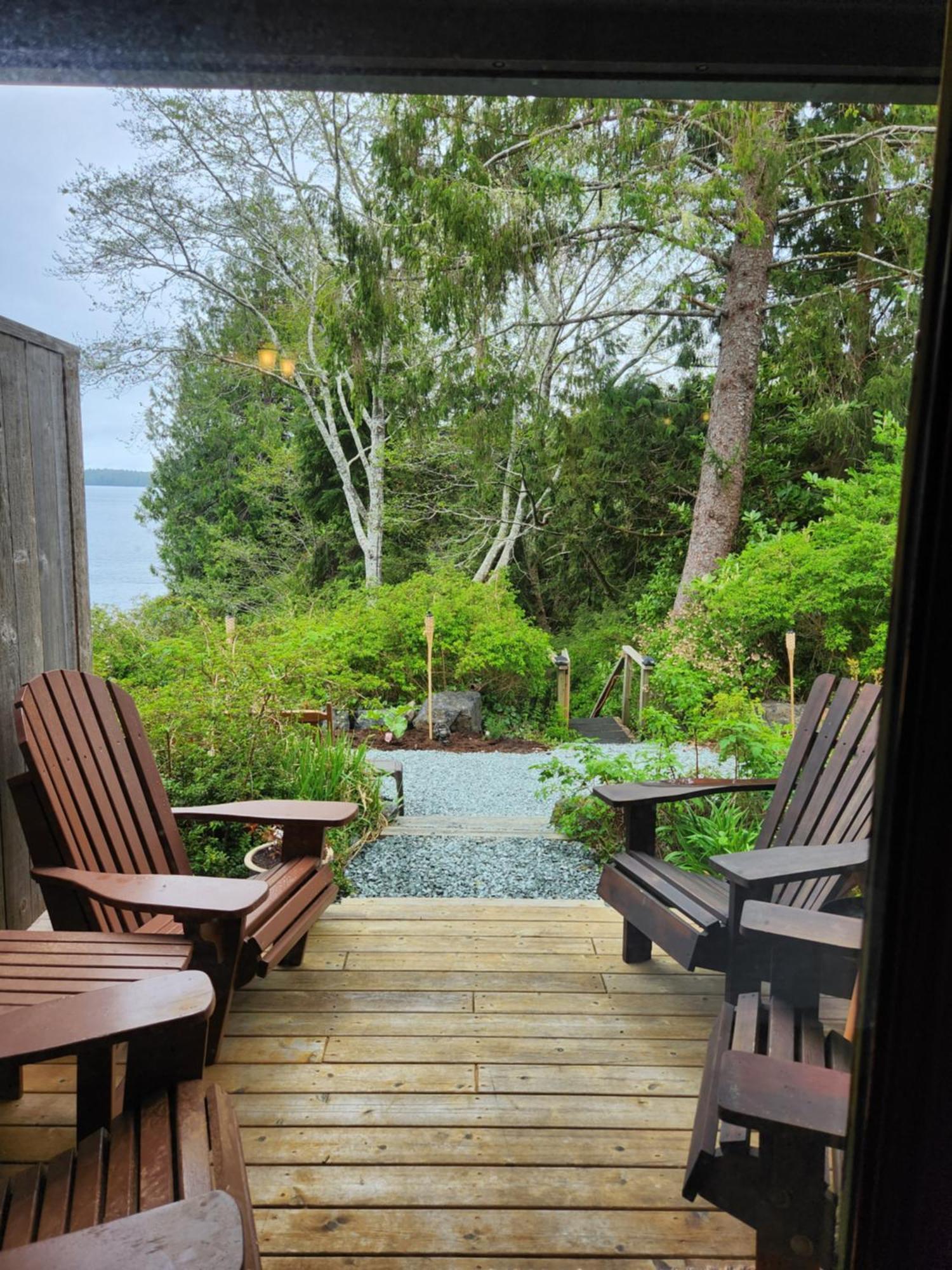 Lunar Cove Inn Charters And Tours 托菲诺 外观 照片